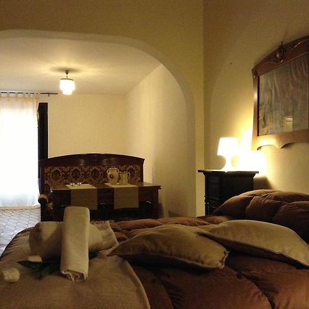 קאסטלמארה דל גולפו Verdi Apartment מראה חיצוני תמונה